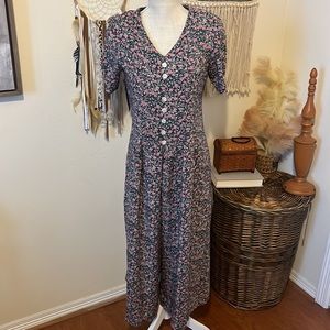 Vintage 80’s Floral Print Romper/ Zipper Backside Closure/ Size Small